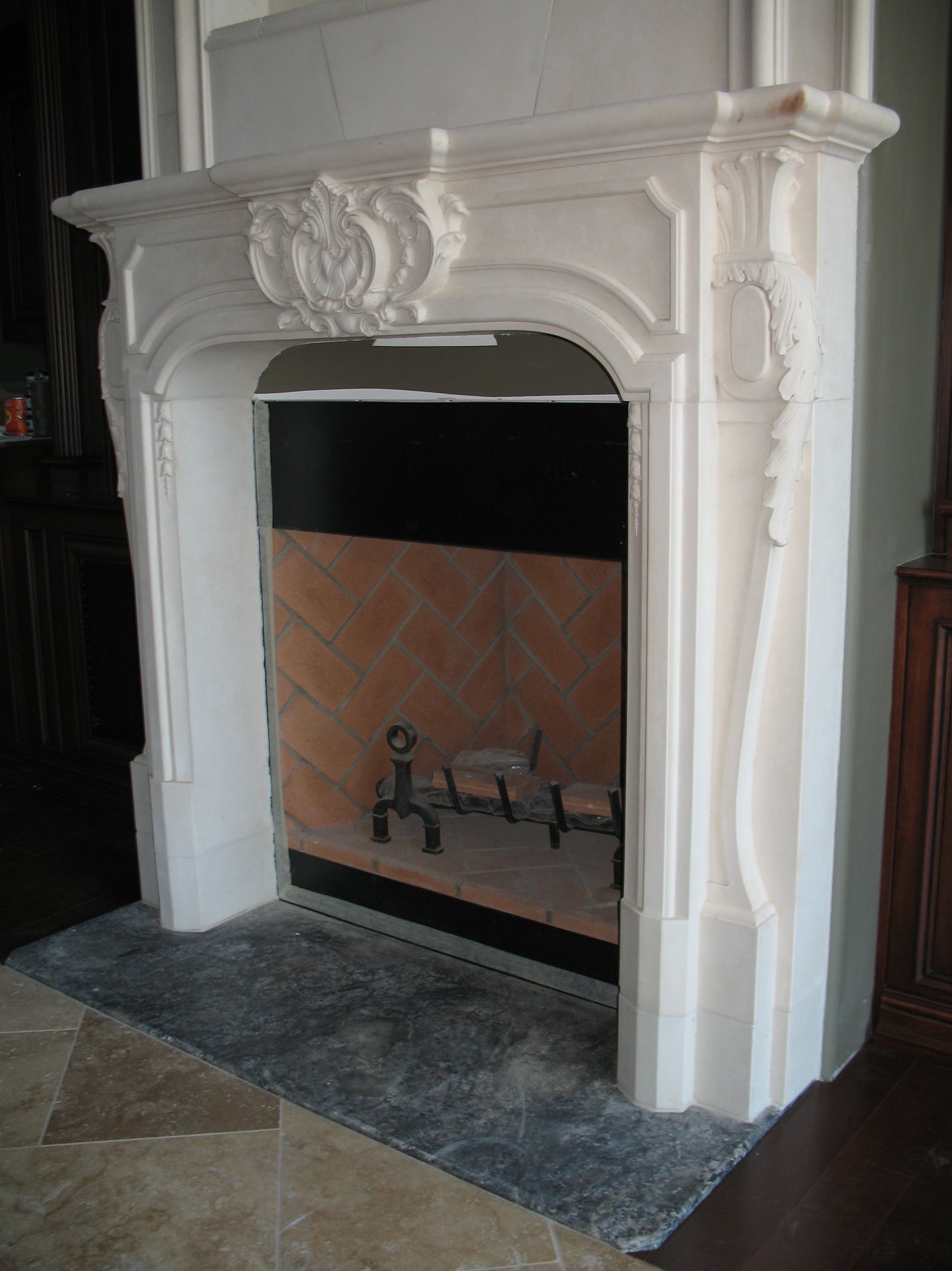 Turan Fireplace